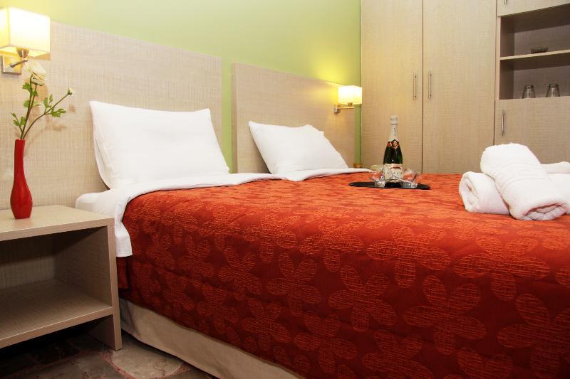 Golden Hotel Tolo